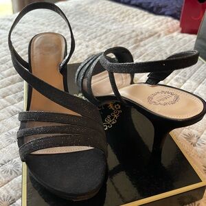 Sparkling Black 2” Heels IM NANNETT Size 8